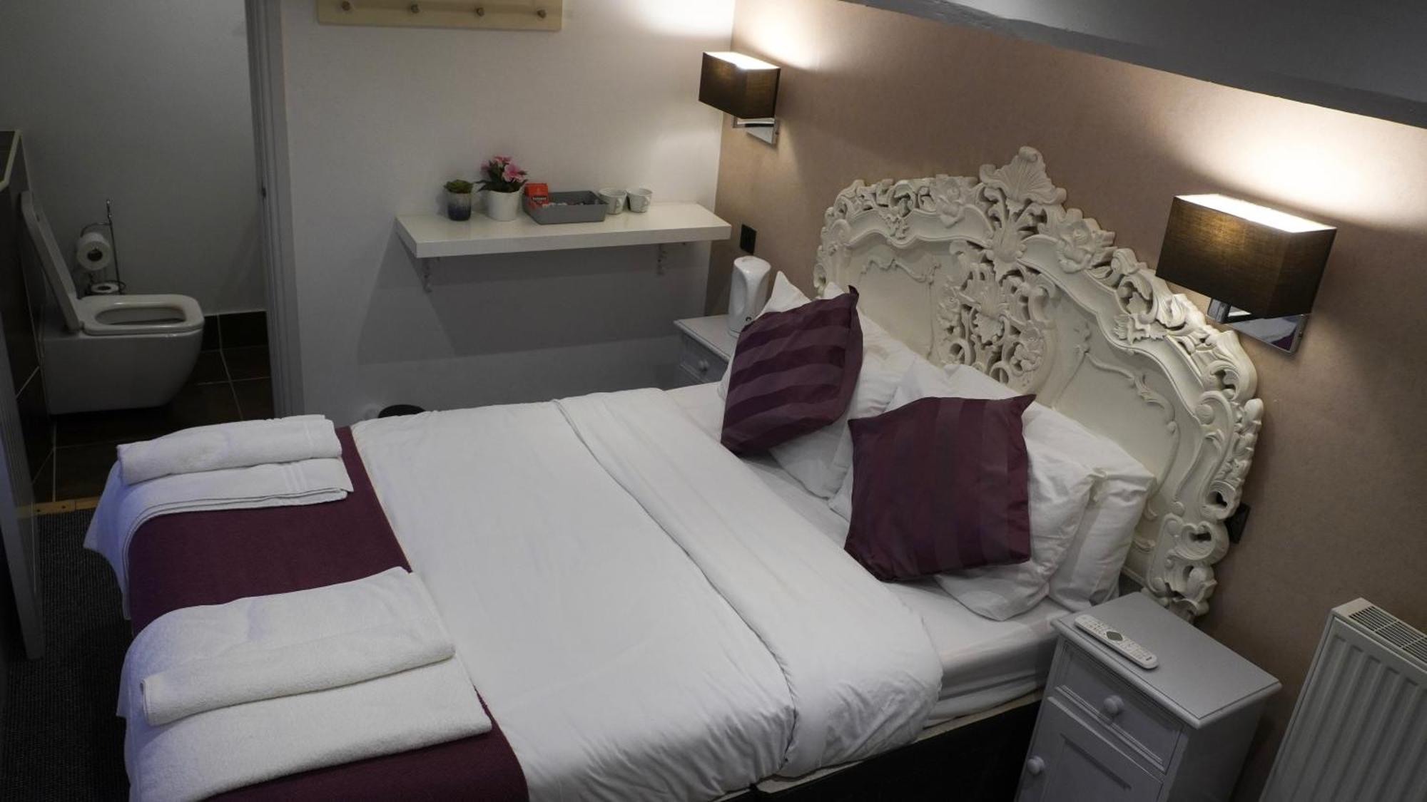 Hotel The Bell Shifnal Exterior foto